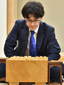 伊藤　匠二冠